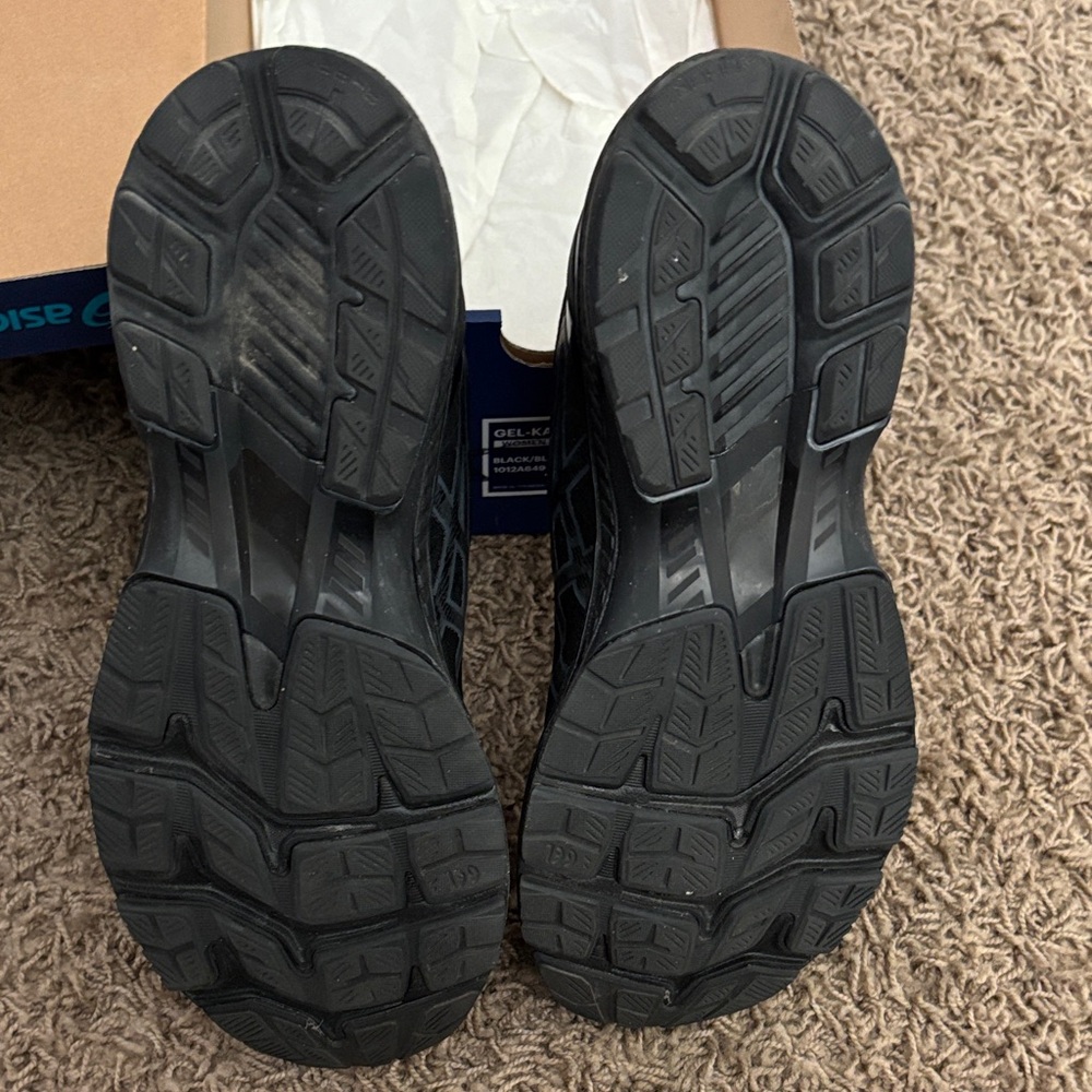 Asics Black Athletic Shoes - Picture 4 of 6